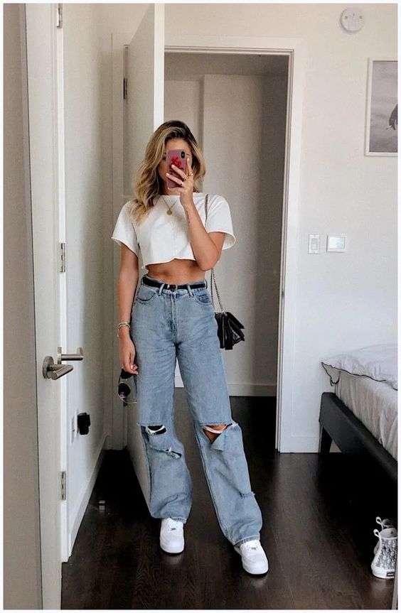 Look con jeans retro o Mom jeans: Como llevarlos con estilo