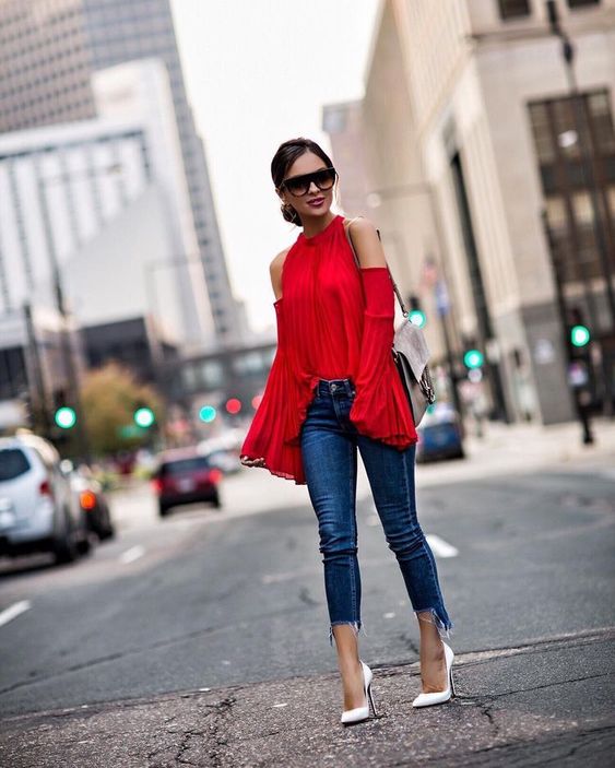Looks con ropa roja que lucir fantástica: 30 Ideas para inspirarte
