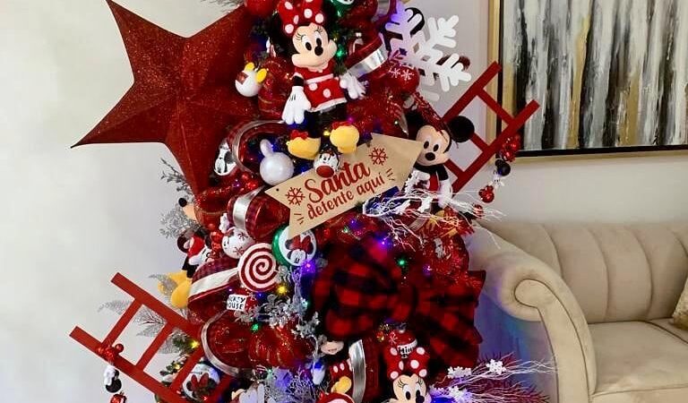 Decoración navideña Mickey Mouse: Adornos, esferas, árboles y mucho más