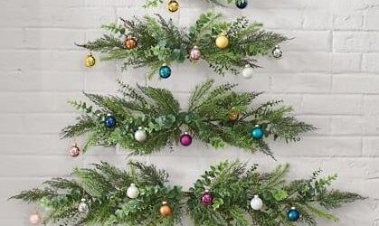 Qué poner en vez de árbol de Navidad: Alternativas originales para el pino navideño