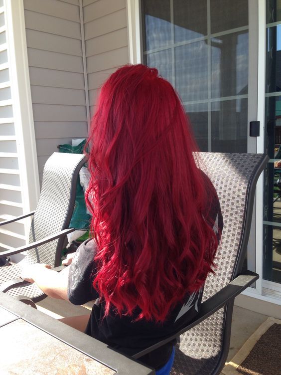 look con cabello rojo