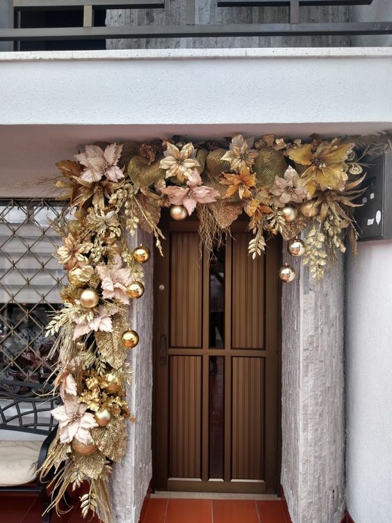 como decorar la puerta en navidad