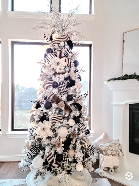 pino de navidad blanco con negro
