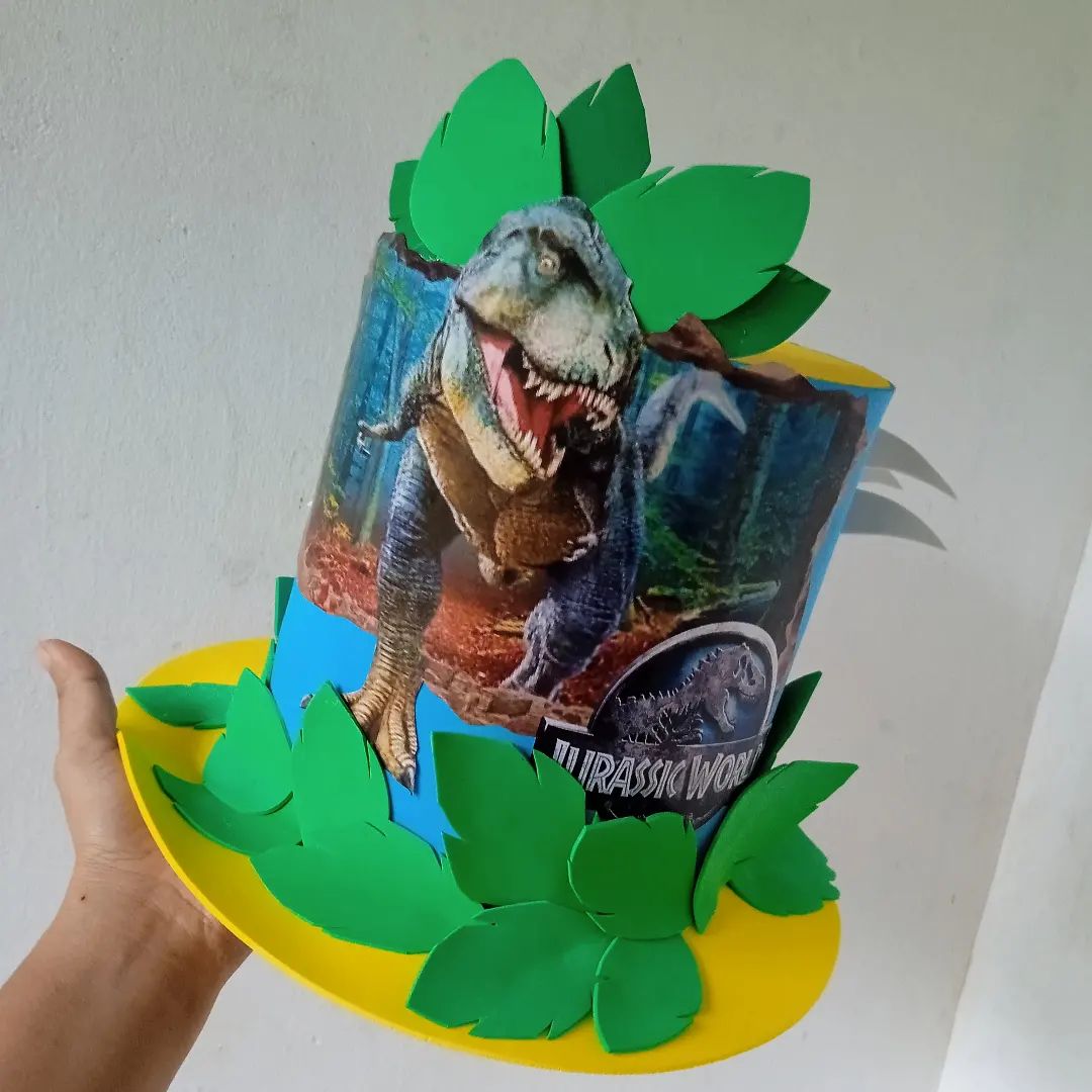 sombrero de dinosaurio