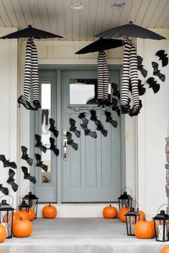 Decoración Halloween puerta de casa
