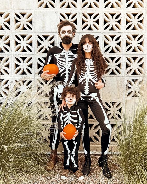Disfraz familia Halloween calaveras