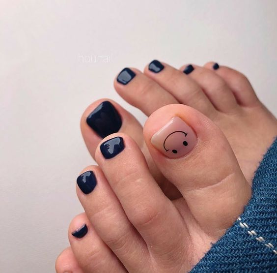 Diseños en Manicura para Pies: Inspiración y Consejos para un Look Impecable