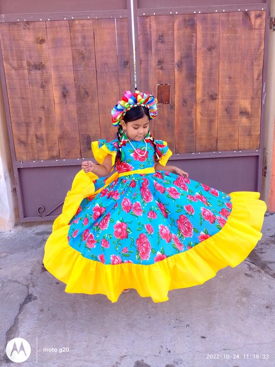 Ideas de look estilo mexicana para niñas