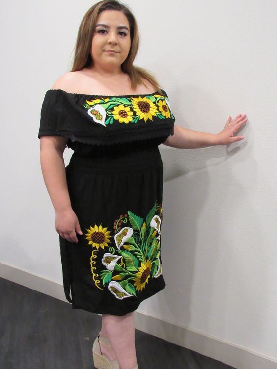 Look mexicano para chicas curvy 